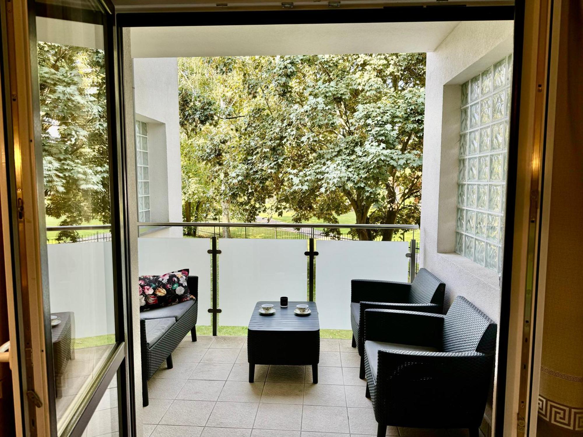 Jantarowe Zacisze Rose Apartment *